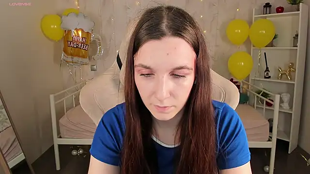Miss   Eva online show from September 30, 2025, 12:04 am