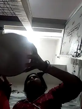 LUCKY cut online show from March 22, 2026, 7:45 am