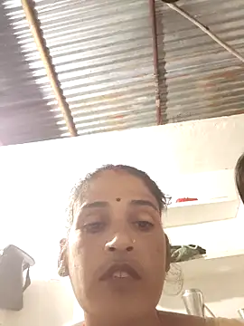 Nillohot online show from October 17, 2025, 12:30 pm