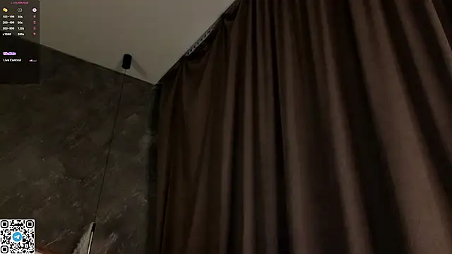 Snapshot of VincenzaGarigliano chatting on October 27, 2025, 1:09 am VincenzaGarigliano online show from October 27, 2025, 1:09 am