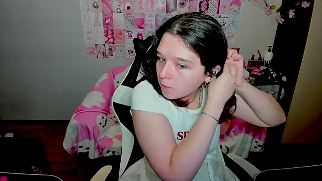 Acid Kate online show from November 21, 2025, 12:21 am