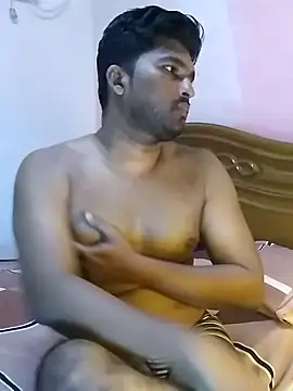 milkyseduce online show from October 13, 2025, 2:06 pm
