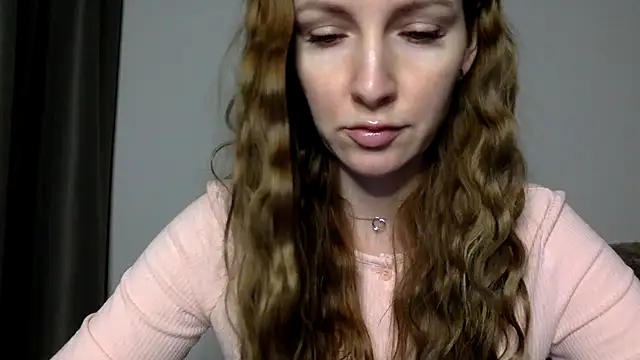 Varnyx online show from November 11, 2025, 1:44 pm