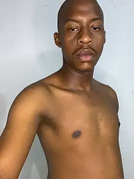 dick4mami online show from April 14, 2026, 4:02 pm