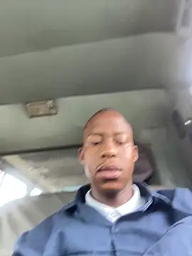 dick4mami online show from April 15, 2026, 8:54 am