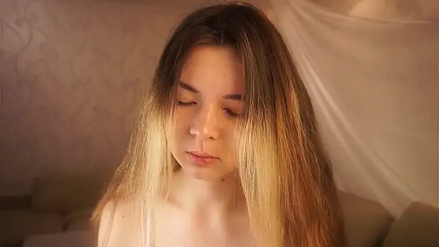 Snapshot of MarlinVarian chatting on October 23, 2025, 6:06 pm MarlinVarian online show from October 23, 2025, 6:06 pm