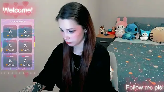Snapshot of Kitten_Alissa chatting on May 12, 2026, 11:29 am Kitten Alissa online show from May 12, 2026, 11:29 am