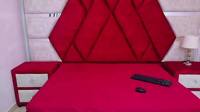 Kity spiderr online show from October 20, 2025, 1:33 pm