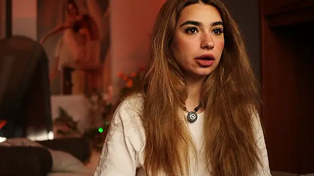 ItalianGirl online show from March 15, 2026, 8:26 pm