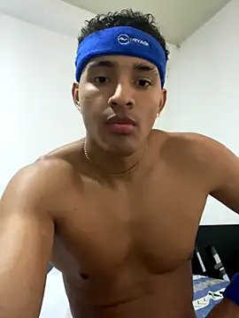 Snapshot of Smith_Fitness chatting on September 18, 2025, 2:30 pm Smith Fitness online show from September 18, 2025, 2:30 pm