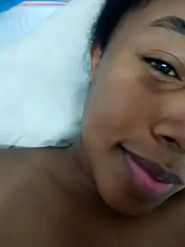 MoniqueMulberry online show from November 12, 2025, 9:53 am