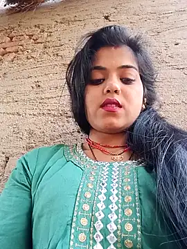 Yatiksha Beby online show from April 18, 2026, 1:42 am