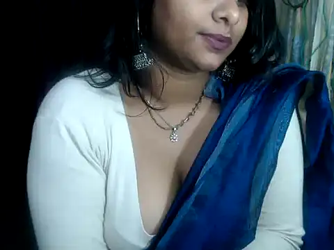 Snapshot of DearKimmi chatting on December 24, 2024, 8:27 pm DearKimmi online show from December 24, 2024, 8:27 pm