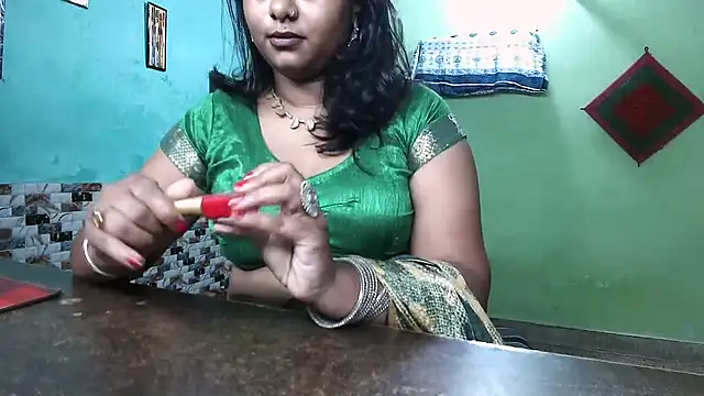 Snapshot of DearKimmi chatting on September 28, 2025, 2:39 am DearKimmi online show from September 28, 2025, 2:39 am