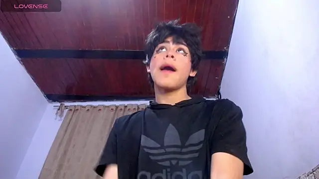 DaraKat18 online show from January 16, 2026, 9:35 am