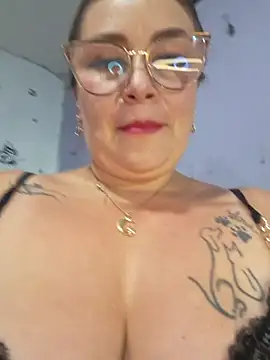 anythompsom online show from October 28, 2025, 3:58 pm