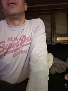 Snapshot of ruberofre chatting on November 6, 2025, 12:55 am ruberofre online show from November 6, 2025, 12:55 am