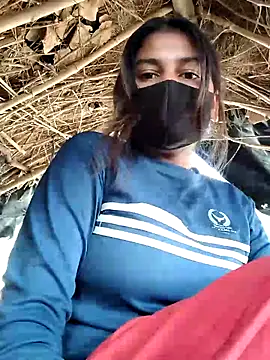 Janvi Jaitly online show from November 12, 2025, 4:24 am