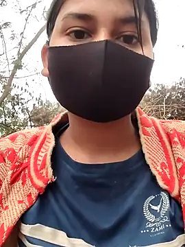 Janvi Jaitly online show from December 22, 2025, 1:46 am