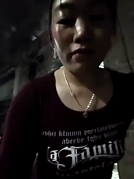 siki-00 online show from December 2, 2025, 11:45 pm