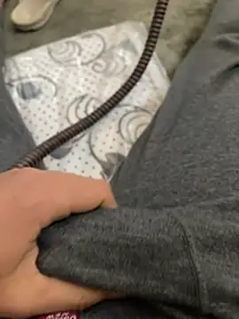 Hehjehjeqll online show from April 12, 2026, 4:01 pm