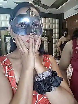 Aarushi sexy online show from November 7, 2025, 8:42 pm