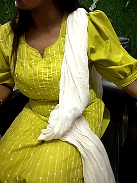 your favourite bhabhi online show from April 15, 2026, 10:33 am