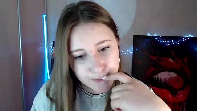 Snapshot of Milka_kamila chatting on April 23, 2026, 11:31 am Milka kamila online show from April 23, 2026, 11:31 am
