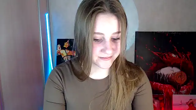 Snapshot of Milka_kamila chatting on April 30, 2026, 12:11 pm Milka kamila online show from April 30, 2026, 12:11 pm