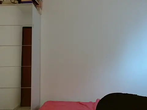 Snapshot of ApenasLys chatting on April 13, 2026, 10:32 am ApenasLys online show from April 13, 2026, 10:32 am