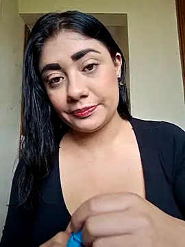 Monse--145 online show from November 4, 2025, 2:27 pm