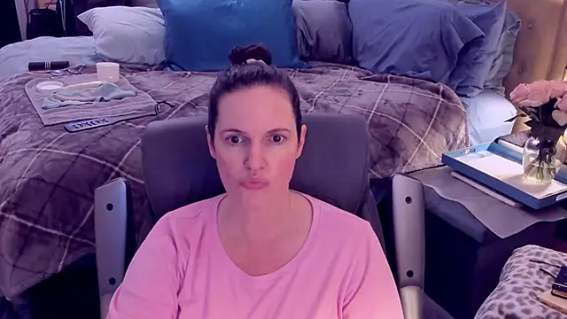 Snapshot of ninajaymes chatting on January 27, 2025, 7:13 pm ninajaymes online show from January 27, 2025, 7:13 pm