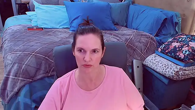 Snapshot of ninajaymes chatting on February 7, 2026, 3:38 pm ninajaymes online show from February 7, 2026, 3:38 pm