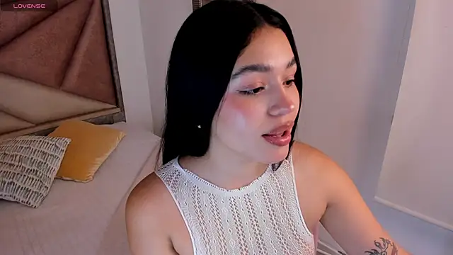 AvaScott  online show from December 17, 2025, 6:14 pm