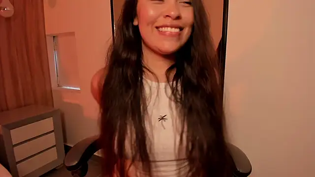 Snapshot of allie_bruce chatting on May 22, 2026, 8:58 pm allie bruce online show from May 22, 2026, 8:58 pm
