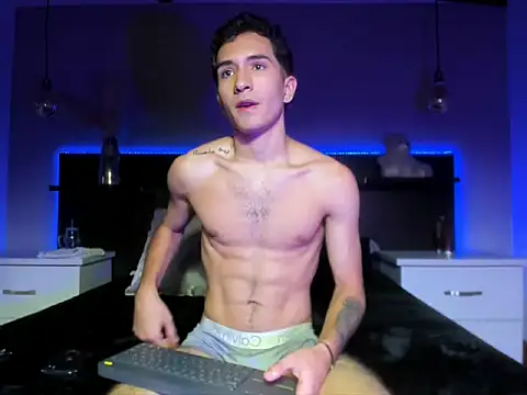 Snapshot of eriikjoness chatting on September 26, 2025, 6:12 pm eriikjoness online show from September 26, 2025, 6:12 pm