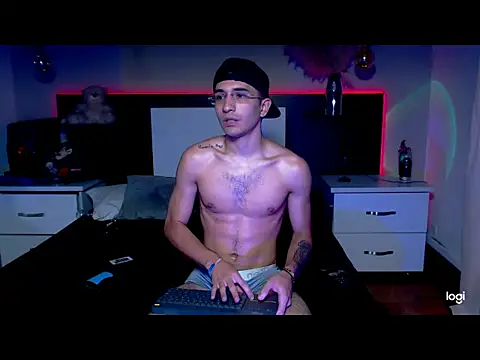 Snapshot of eriikjoness chatting on October 29, 2025, 4:04 am eriikjoness online show from October 29, 2025, 4:04 am