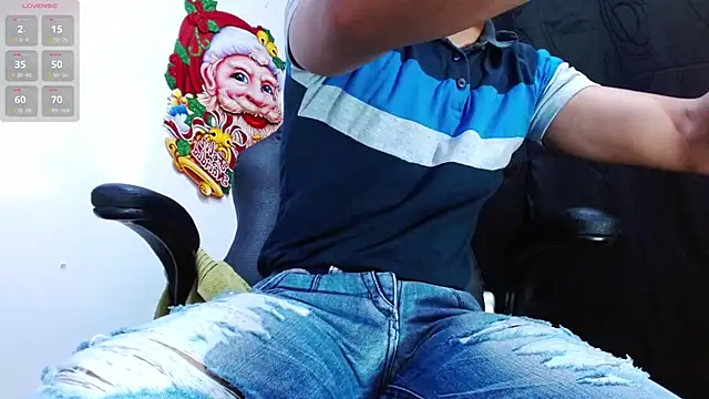 Snapshot of DayroDuran chatting on November 16, 2025, 7:08 pm DayroDuran online show from November 16, 2025, 7:08 pm