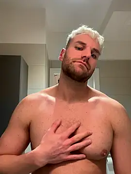 Snapshot of TheKevinboy chatting on November 6, 2025, 1:39 am TheKevinboy online show from November 6, 2025, 1:39 am