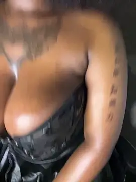 QUEEN NOBUHLE 777 online show from November 5, 2025, 8:42 pm