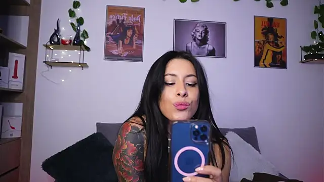 SophiieCumsx online show from January 14, 2026, 4:51 am