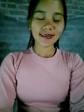 Suni2345 online show from September 27, 2025, 1:43 am