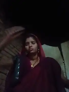 Snapshot of Punam_jindal chatting on May 15, 2026, 2:57 pm Punam jindal online show from May 15, 2026, 2:57 pm