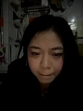 smgirls online show from November 27, 2025, 7:43 am