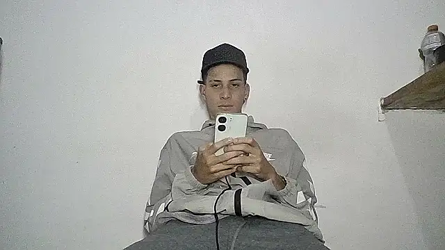 sam hottt online show from September 26, 2025, 3:10 am