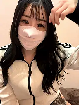 Ema-- online show from November 6, 2025, 10:05 am