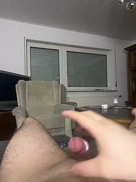 flamur albania online show from March 9, 2026, 6:56 pm