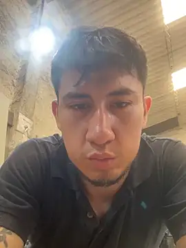 Snapshot of True_Di chatting on December 20, 2025, 2:46 pm True Di online show from December 20, 2025, 2:46 pm