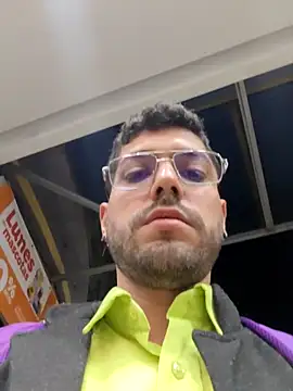 DanteWinter online show from November 11, 2025, 2:44 am