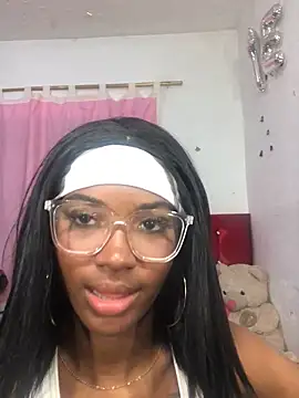 MarianRosse online show from November 8, 2025, 8:36 am